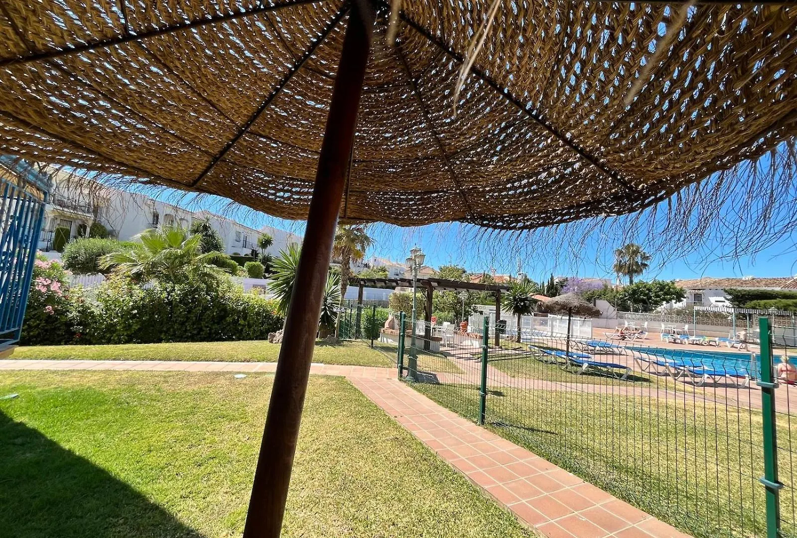 2 Bedroom Apartment Walking Distance To The Beach Sitio de Calahonda
